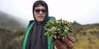 Actividad de reconocimiento de especies del Jardín Botánico