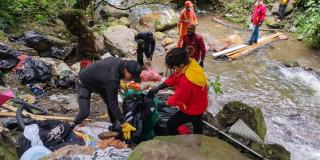 Funcionarios en operativo en el sector del Río San Francisco – Vicachá de Bogotá