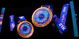 Medallas oficiales de la Media Maratón de Bogotá 2026