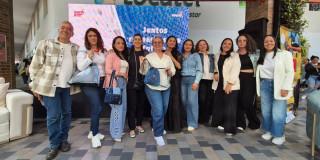 personas participantes en lanzamiento de Reborn