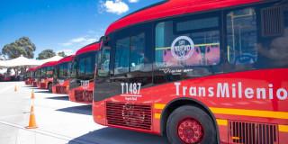 Foto de buses de TransMilenio