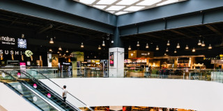 Foto de un centro comercial en Bogotá.