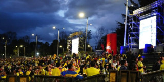 Foto de una fanzone del partido de Selección Colombia 