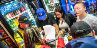 Funcionarios del Distrito durante operativo de Inspección, Vigilancia y Control (IVC).