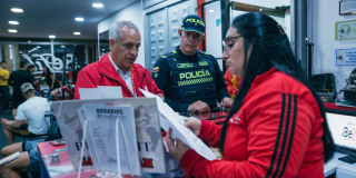 Foto de funcionarios del Distrito en operativo de seguridad