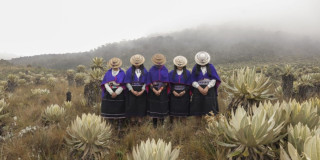 Imagen de mujeres en el páramo