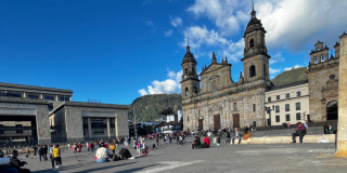 Foto de la Plaza de Bolívar de Bogotá, Colombia.