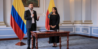 Alcalde Carlos Fernando Galán posesiona a Angélica Barón