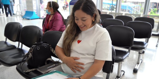 Foto de una mujer embarazada 