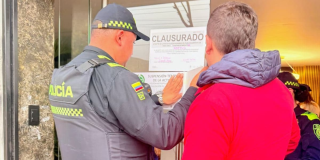 Foto de operativo en un establecimiento de Usme