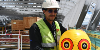 Foto de un trabajador en un frente de obra del Metro