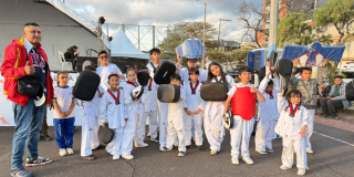 Foto de una escuela deportiva de la localidad de Los Mártires