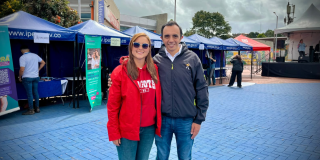 Foto de el Alcalde de Suba y la directora del IPES, Catalina Arciniegas