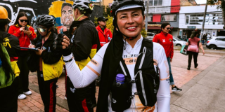 Foto de una mujer en el Festival de la bici en Bogotá