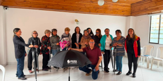 Foto de un grupo de ciudadanos de la localidad de Fontibón