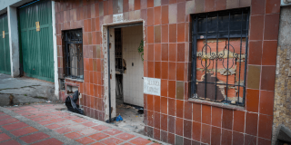 Fachada del hotel La Rosa Dorada, en el barrio Siete de Agosto