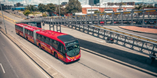 Foto de un bus de TransMilenio