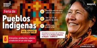 Foto de la Feria Emprendimiento de vendedores informales indígenas en Bogotá.