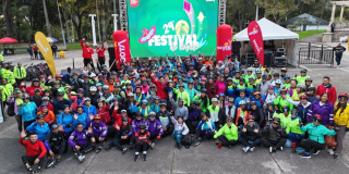 Foto de ciudadanos de Bogotá en el Festival de Verano