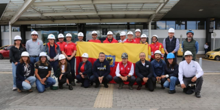 Grupo de profesionales de Bogotá rumbo a zonas afectadas por terremoto