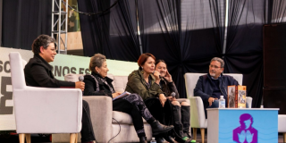 Imagen de María Claudia Parias en presentación del libro de Rock al parque en la Filbo 2026