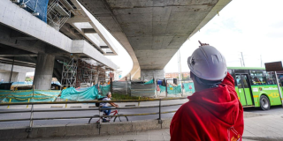 Foto de verificación del estado de los puentes en Bogotá