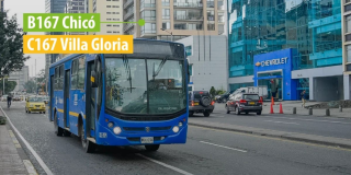 Foto de un bus de TransMilenio en Bogotá.
