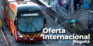 Foto de un bus de TransMilenio en Bogotá.
