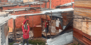 Entidades durante operativo contra tierreros en Ciudad Bolívar.