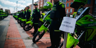 Foto de policía de Tunjuelito con uevas motos 