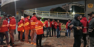 Foto de funcionarios del Distrito en un operativo de limpieza 