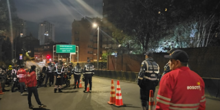 Foto de funcionarios del Distrito en un operativo de control