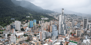 Foto panorámica de Bogotá y vista del centro de la ciudad.