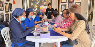 comunidad lgbti compartiendo en la localidad de los mártires