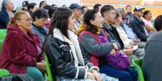 Foto de un Encuentro Cuidadado del IPES en Bogotá.