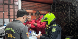Foto de funcionarios del Distito en un operativo de control 