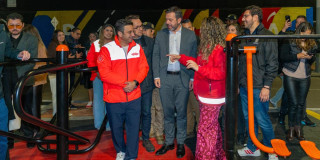 Foto del alcalde Carlos Fernando Galán durante la entrega de la renovación del bajopuente de carrera Novena con calle 109 en Bogotá