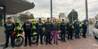 Foto de policía de Tunjuelito en una estación 