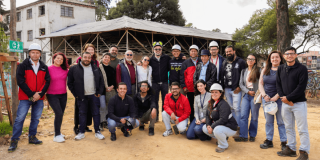Imagen de personas en el predio Hacienda Las Margaritas