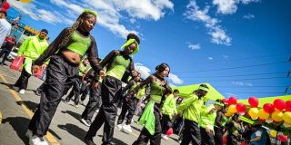 Foto de un desfile en Bogotá