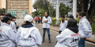 Gestores y gestoras de Diálogo Social reunidos por el parque Nacional.
