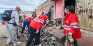 Foto de funcionarios del Distrito durante intervención en Bosa.