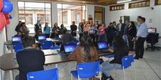 Participa de las capacitaciones disponibles en los Puntos Vive Digital