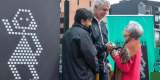 Alcalde Penalosa y secretario de movilidad resuelven las dudas de una ciudadana