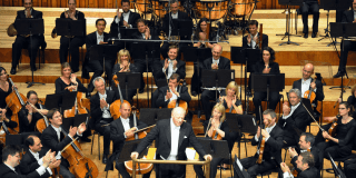 La London Symphony Orchestra (LSO) ha trabajado con algunos de los directores más importantes del mundo.