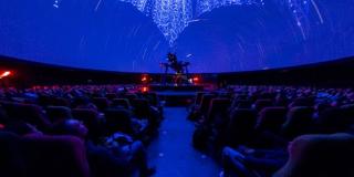 Coldplay cierra las proyecciones láser en el Planetario de Bogotá
