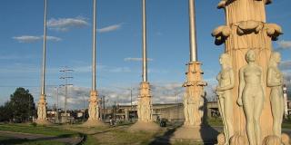Alcaldesa conmemora Día de la Mujer en Monumento de Banderas