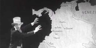 Pantallazo de la película 'Garras de Oro'.