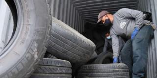 Recolección de llantas en la localidad de Bosa este 9 de febrero