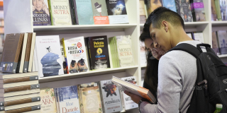 Presentación del libro historias perdidas del canal de panamá FILBo 2022